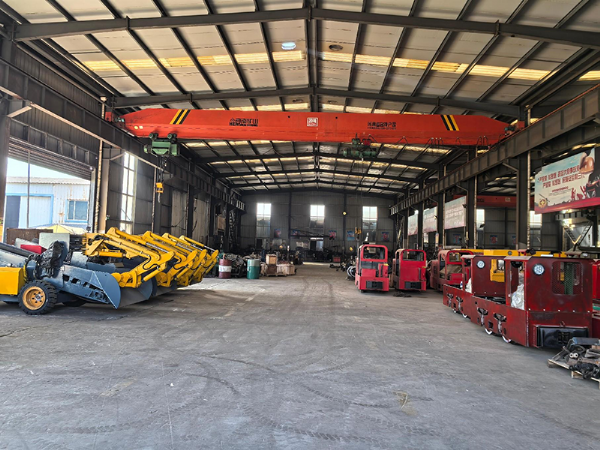 技术升级赋能矿山运输！新一代架线 /